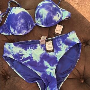 Blue Tie-Dye Bikini Set upper L lower XL..FIRM🥳🥳❌❌